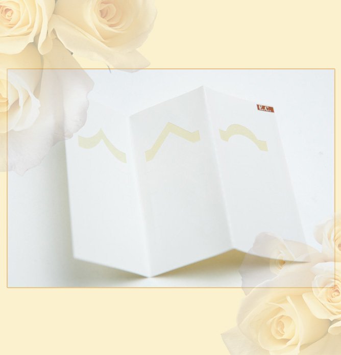 В одном наборе различные шаблоны трафаретов.